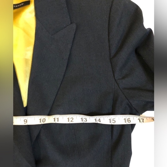 Elie Tahari Women’s Black Pin Stripe Blazer Size 4 - Picture 12 of 14